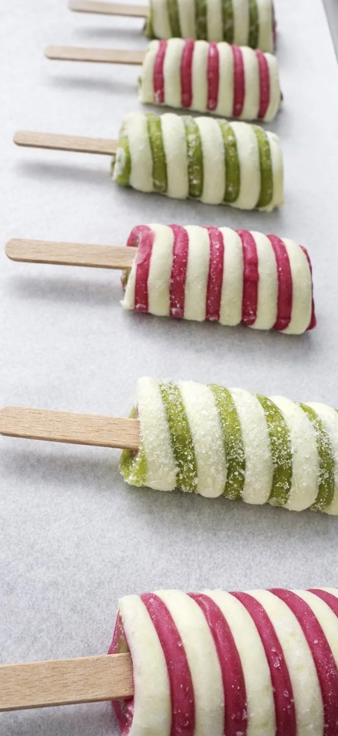 Freeze Dried  Mini Whirl Ice Blocks