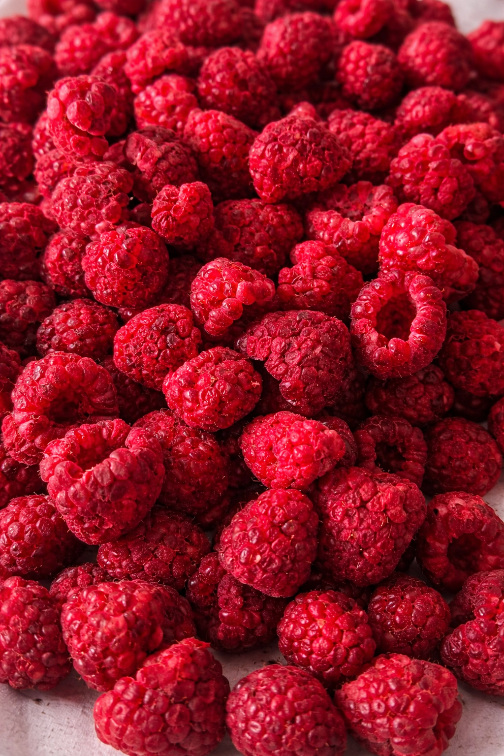 Fresh Raspberrries Bulk.png