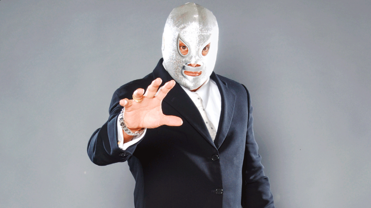 Santo Jr. encabezará función de lucha libre en León