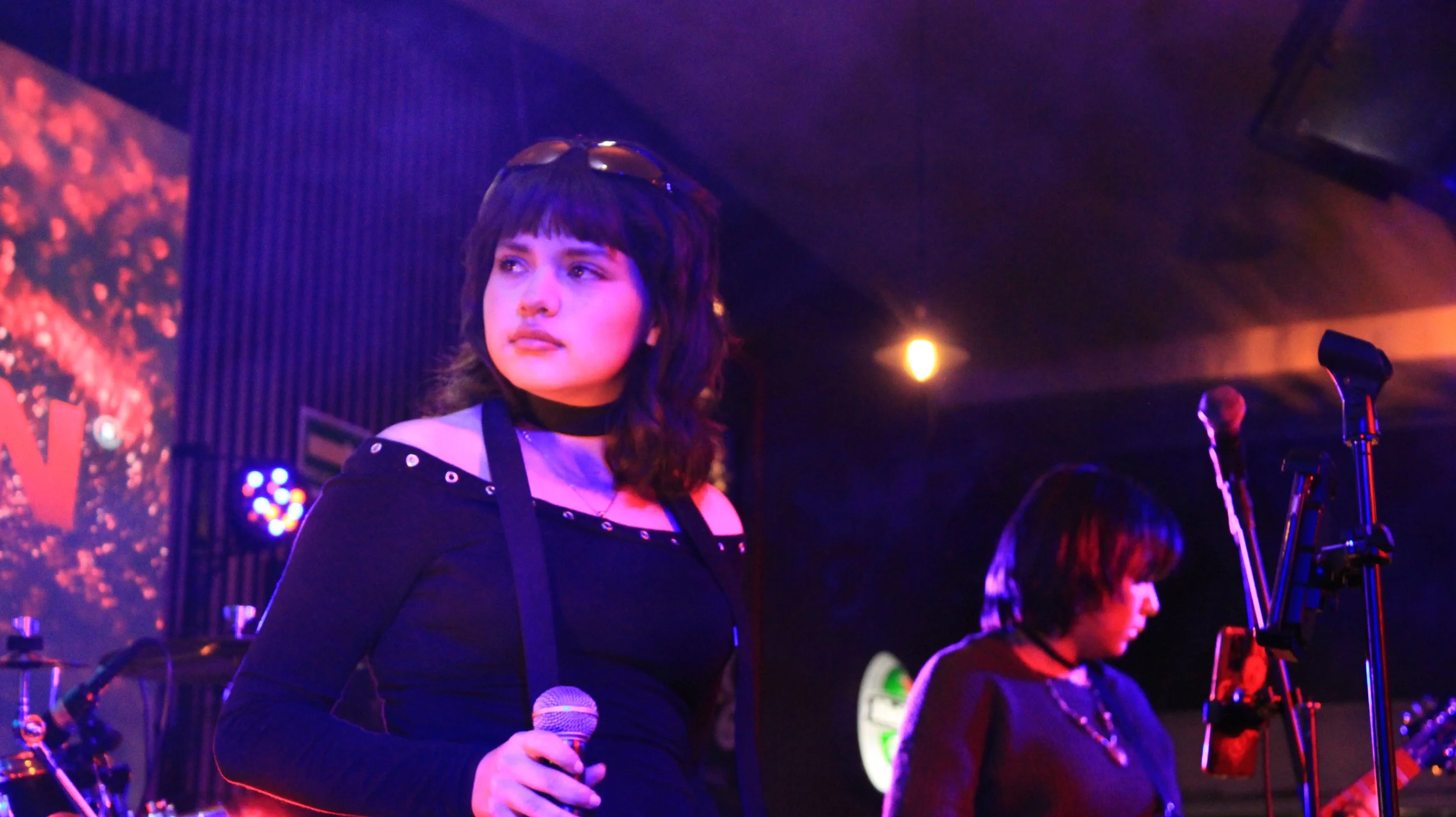 Una banda de chicas rompe paradigmas en la escena rock de león