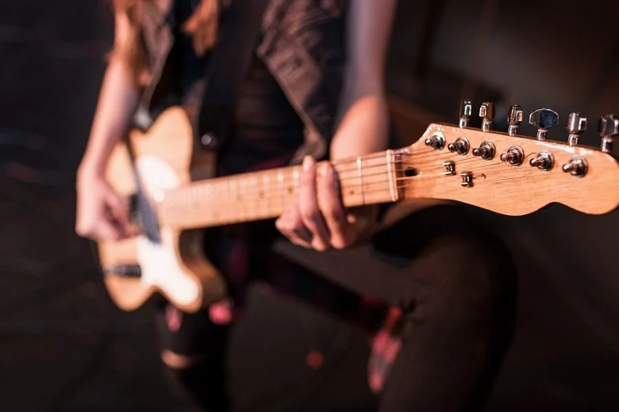 Noche de música rock en vivo