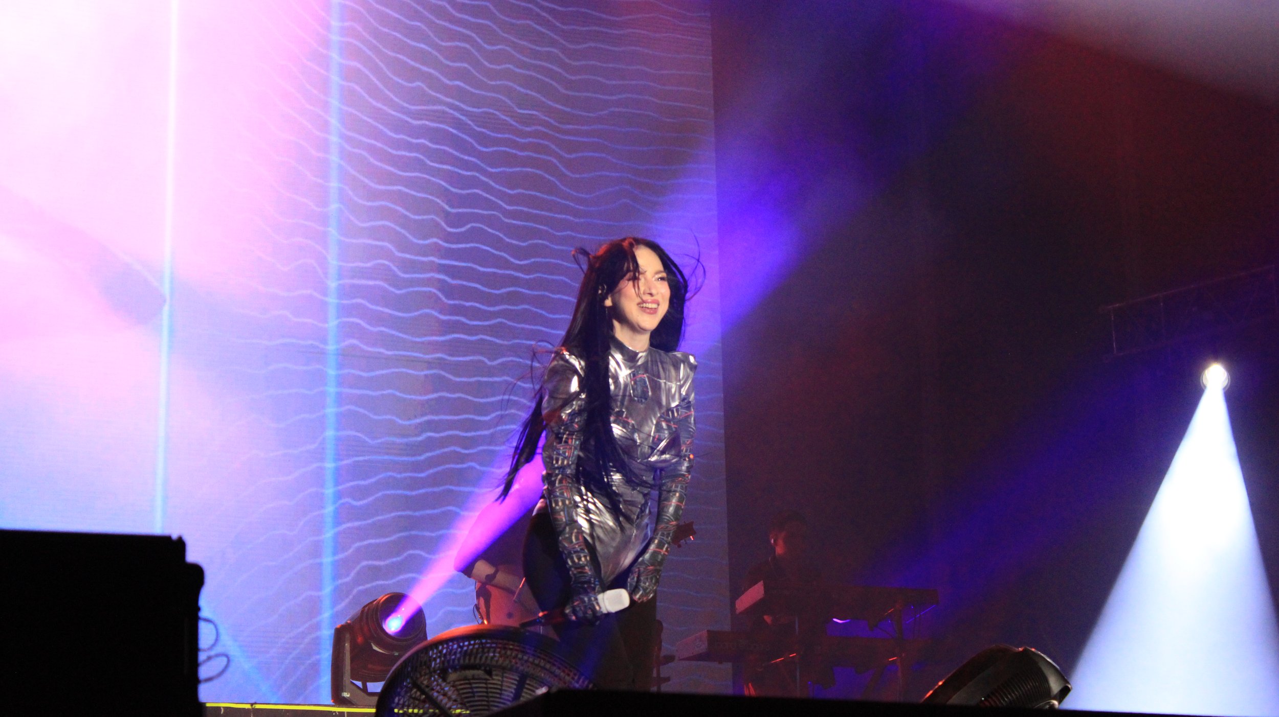 Paty Cantú compone tema para banda de K-Pop