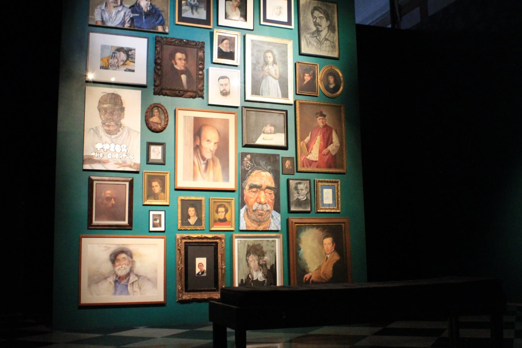PRIMER CICLO DE EXPOSICIONES CAVI