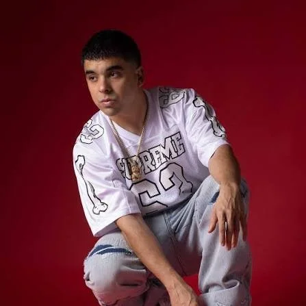 GIRA MAMALONA: RAP MEXICANO EN PARUNO