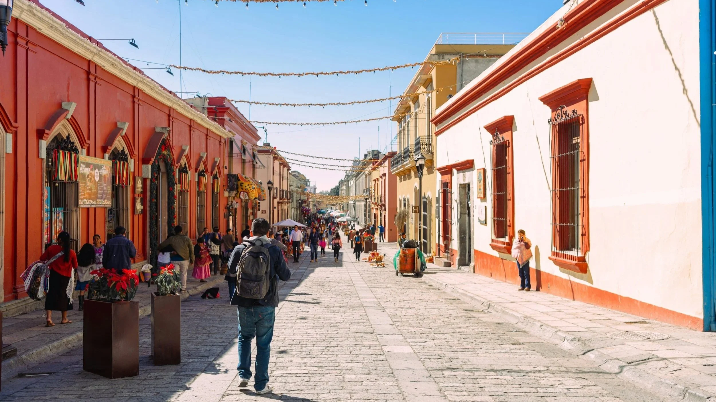 Oaxaca llega a León con tlayudas, artesanías y una Guelaguetza en el Expiatorio