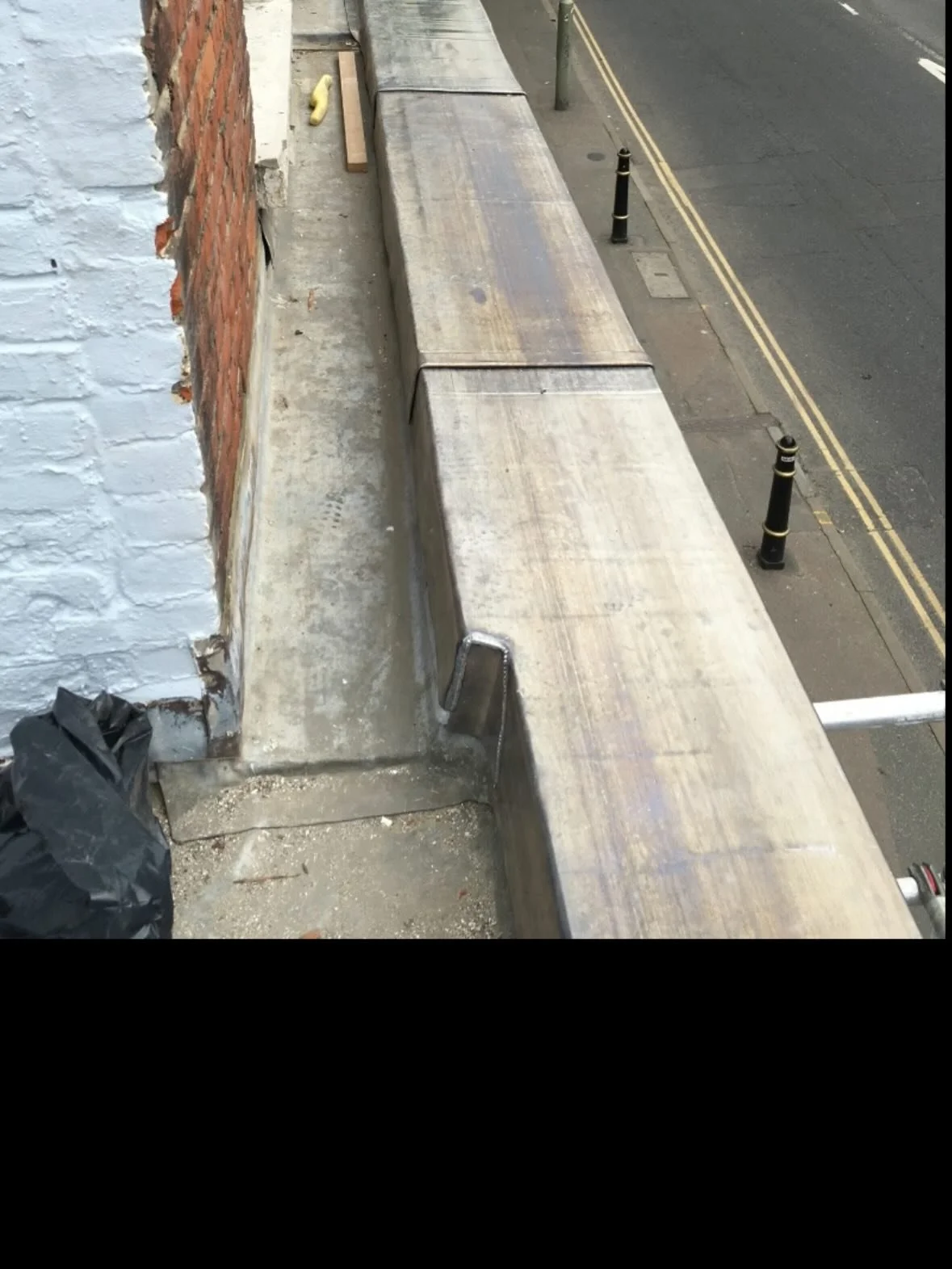 Nice bit of health and safety here😂 but we got it done taking out all the old rotten timbers and replacing with lovely new code 5 Lead #LeadWork #leadcapping#Canterbury #Roofing