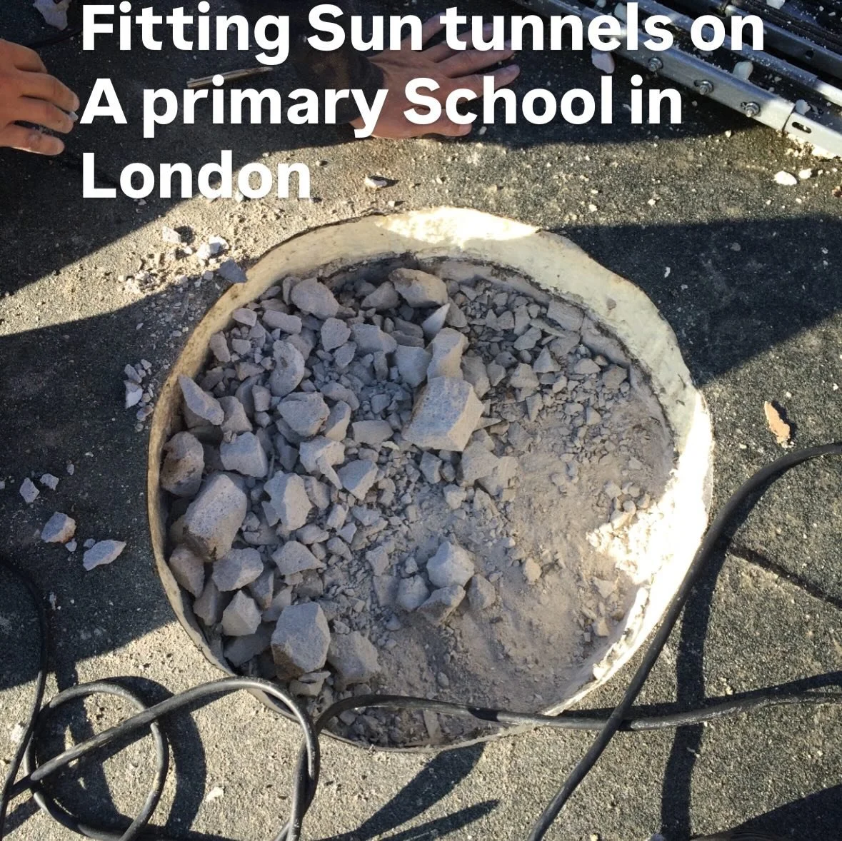 Fitting four sun tunnels in a primary school in London through 6 inches of concrete celotex which had to be done in one day while the kids were off the worst days in my life but as usual turned out brilliant #sun tunnels#Roofing #Concrete #LoadsOfNoi