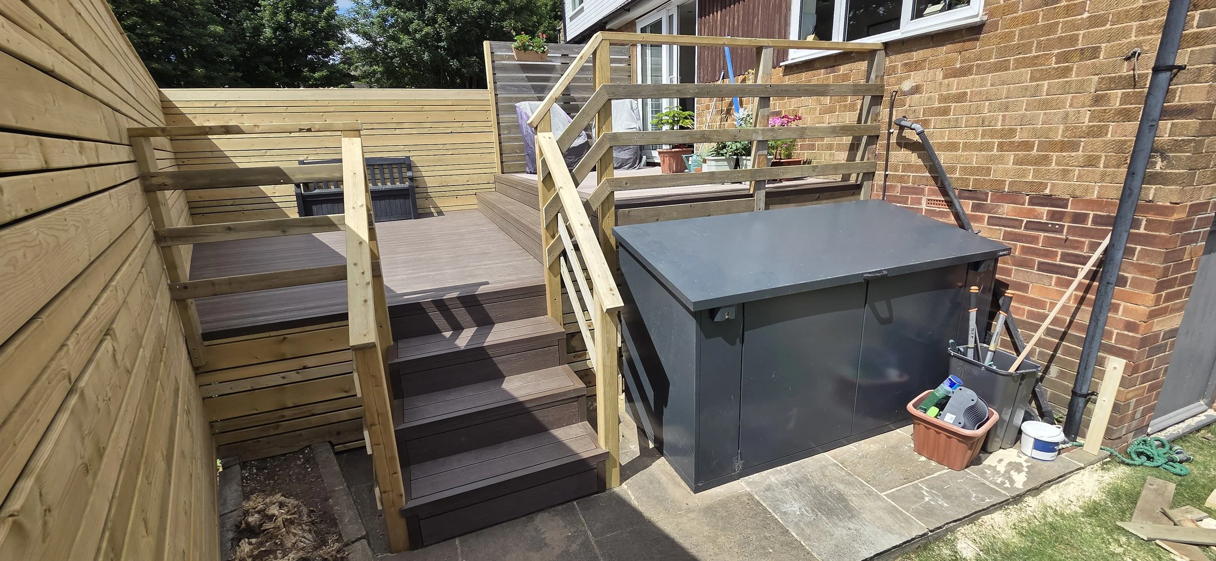 Well Close Composite Decking