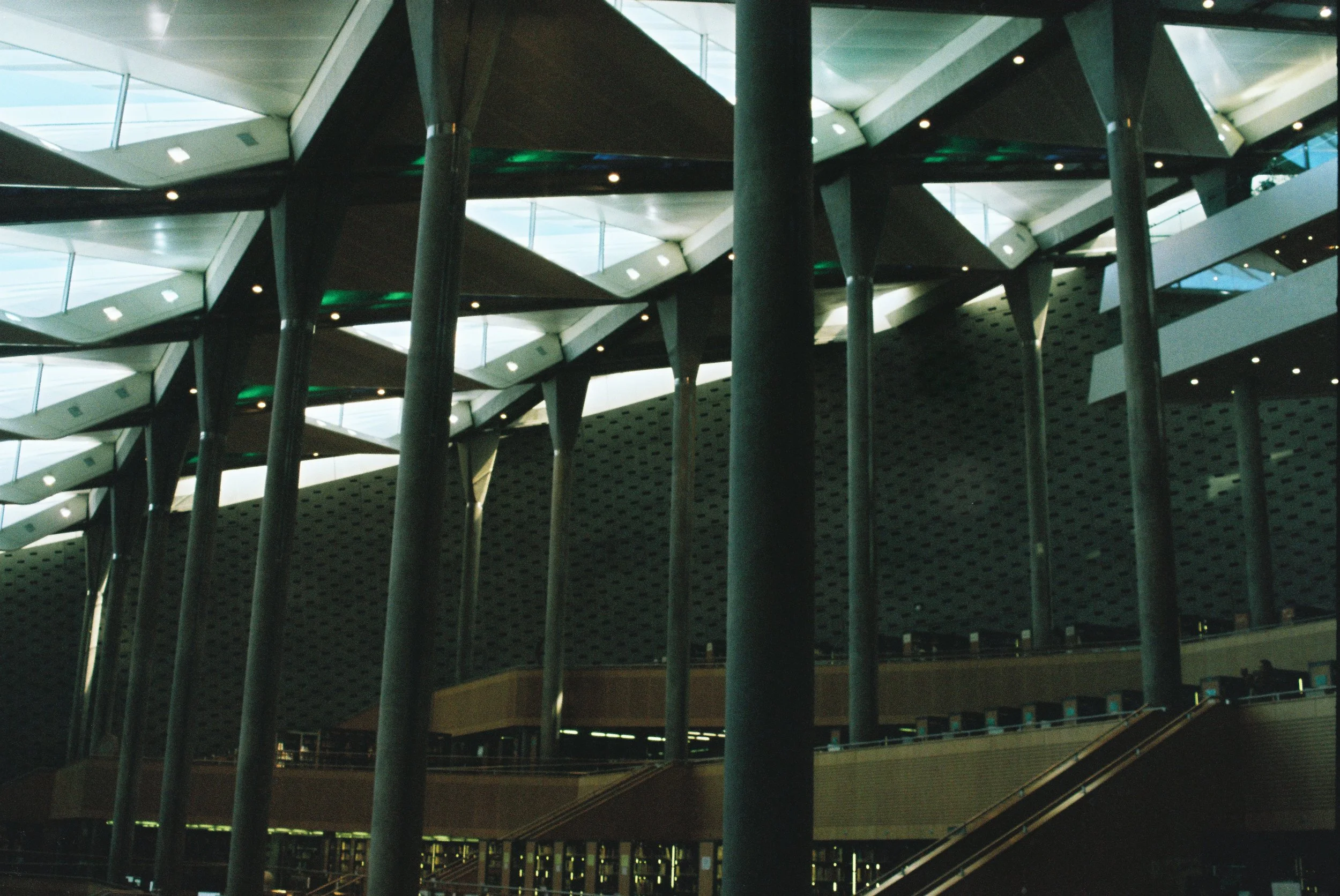 R1-07532-018A.JPG