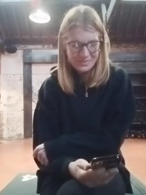 WE ARE NOT &ldquo;BOUNCING BACK &rdquo; &mdash; we are STEPPING FORWARD 💪🏻 

I spoke with BBC Radio Scotland about postpartum bodies &amp; the media pressure to bounce back, inspired by Rihanna being honest about her &ldquo;mum pouch.&rdquo;
 
Your