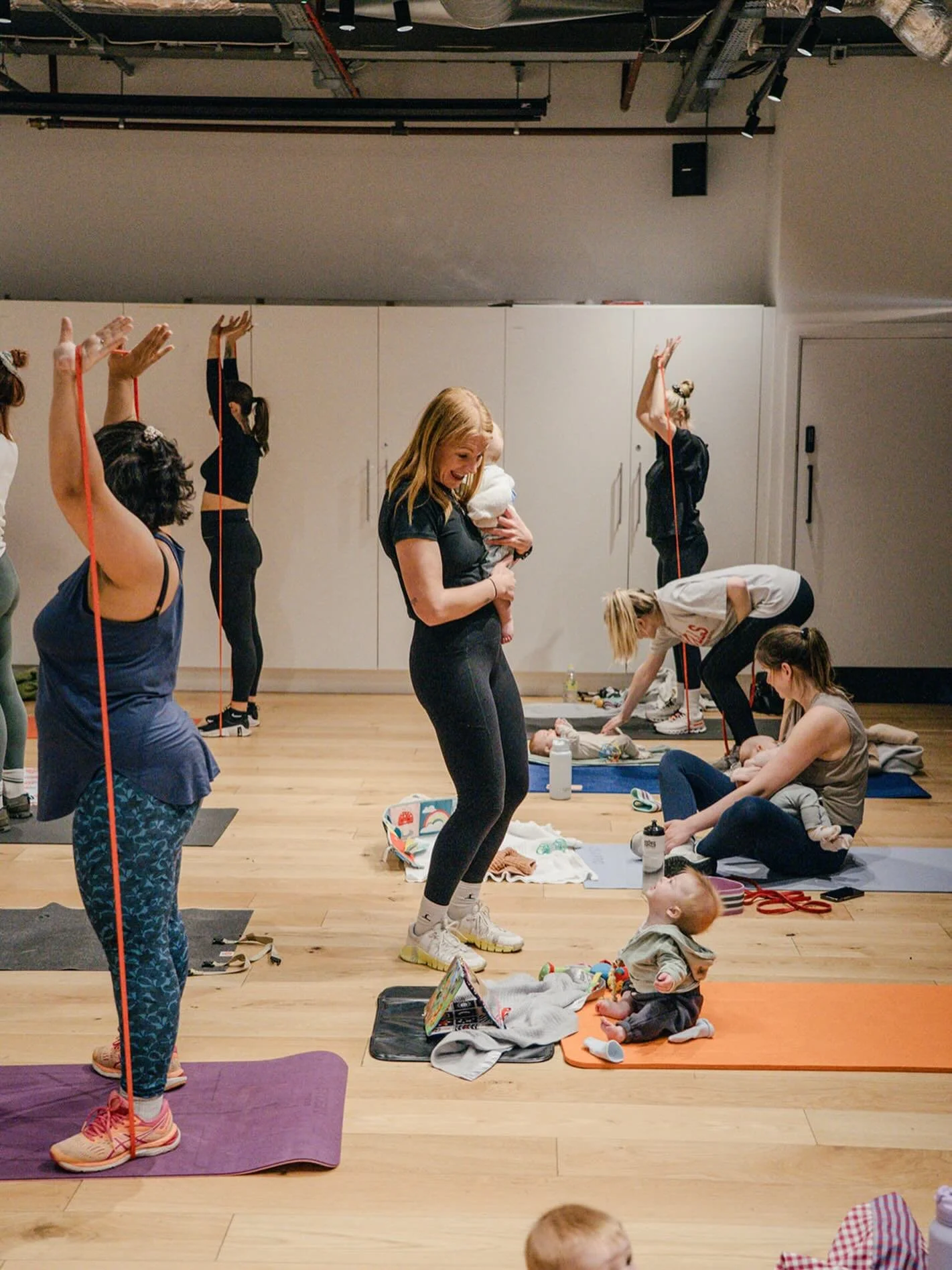 ☔️ Rainy Wednesday? Come and spend it with me.

Join me at Mums and Babs 💪👶

A fitness class for mums and their little ones, where we:
✨ Laugh together
🏋️ Squat together
❤️ Build community together

Whether you&rsquo;re easing back into exercise o