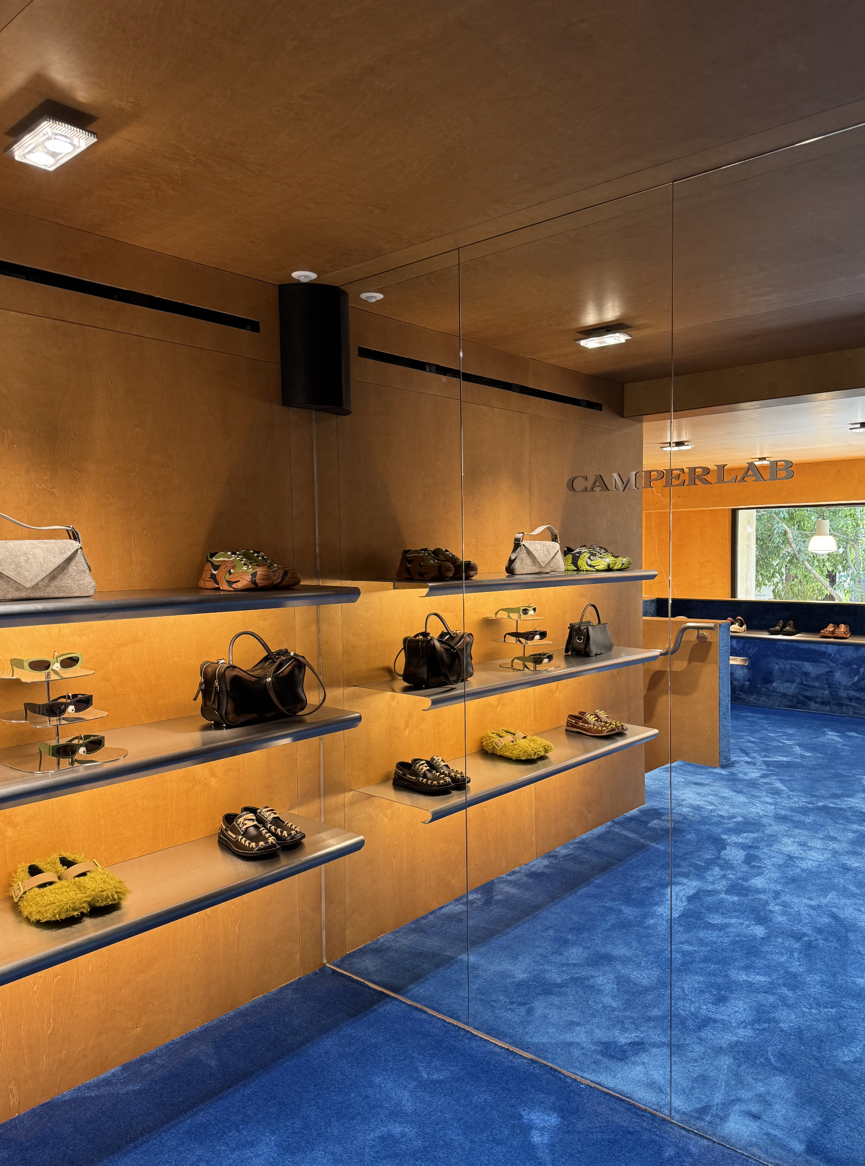 Muestra un escaparate 