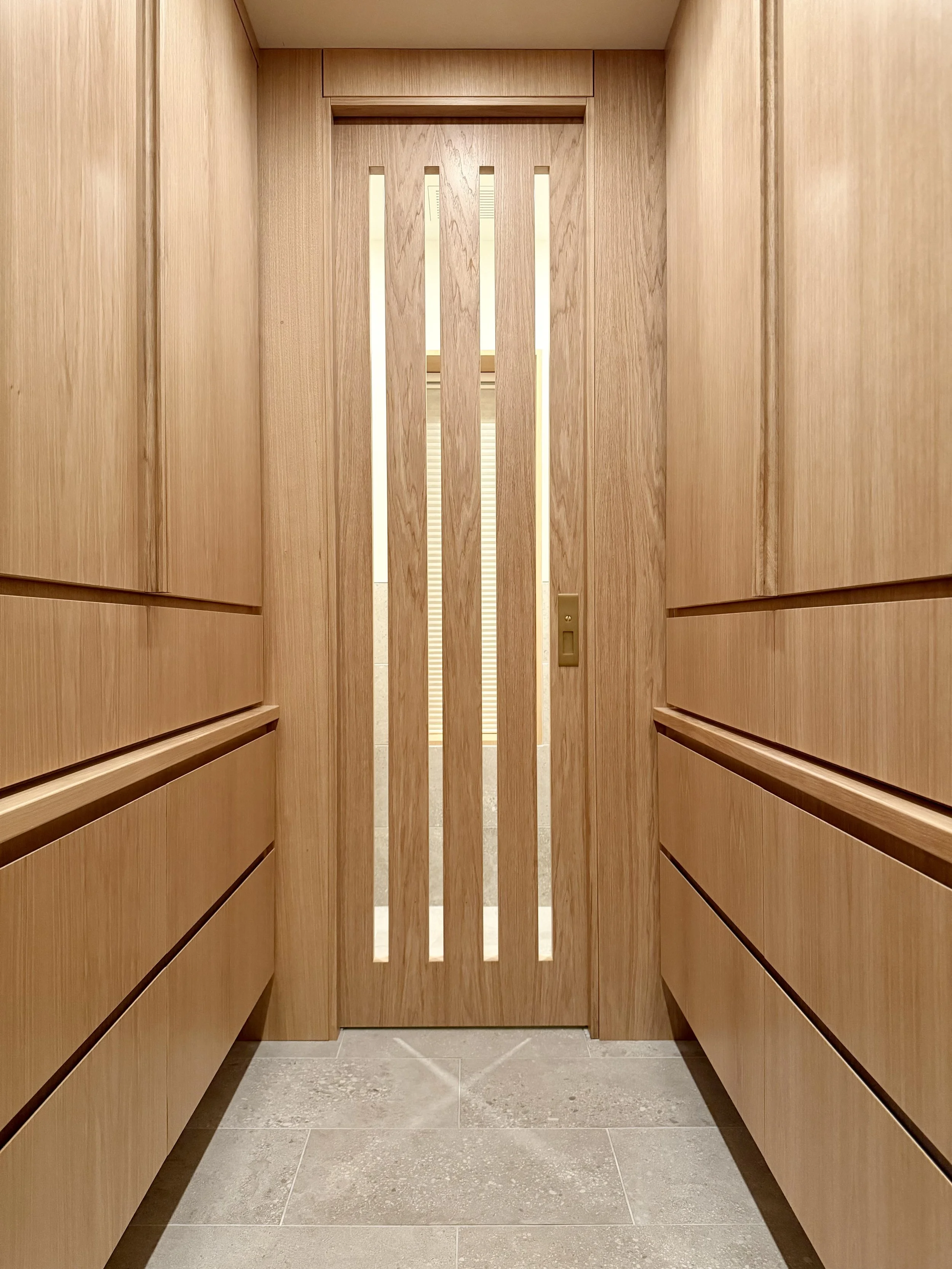 Mirrored Grain-Matched Wardrobe & Pocket Door in Uniform Hickory Veneer & Hardwood Finished with Centurion 2K Polyurethane.

Project Completed in Northville MI. 