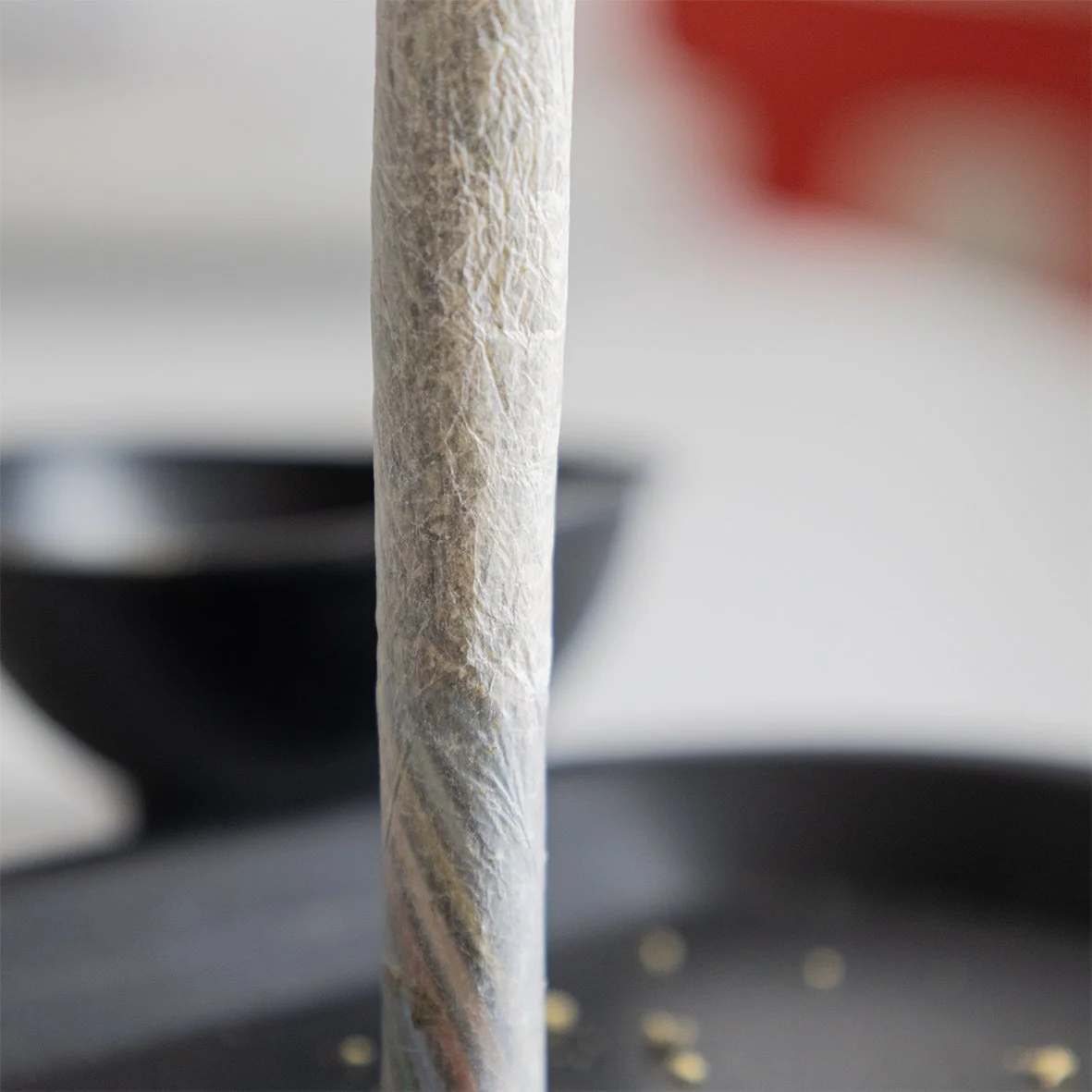 Nahaufnahme Pre-Crushed Paper im fertig vorbereiten Joint.