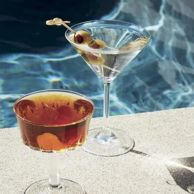 cannabis infused drinks als rezept im high cuisine kochbuch für 420 libehaber und als 420 geschenkidde.