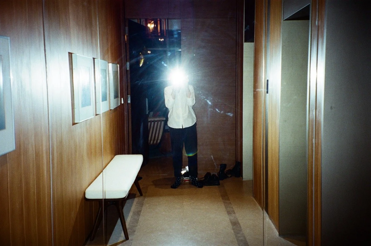 000372450025 Large.jpeg