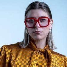 Eva Bettonville – Weird Stylist