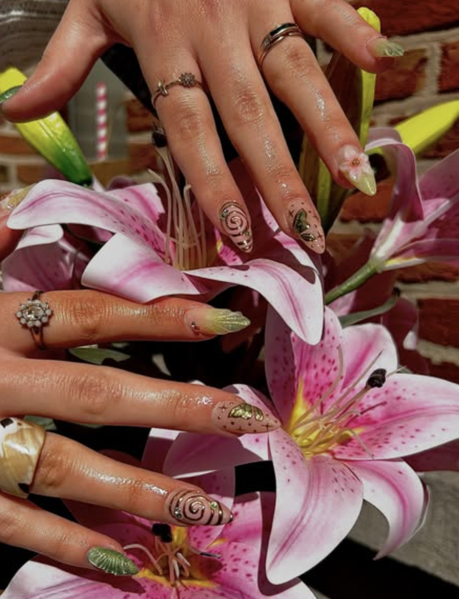 Elise Podevyn – Nail Artist