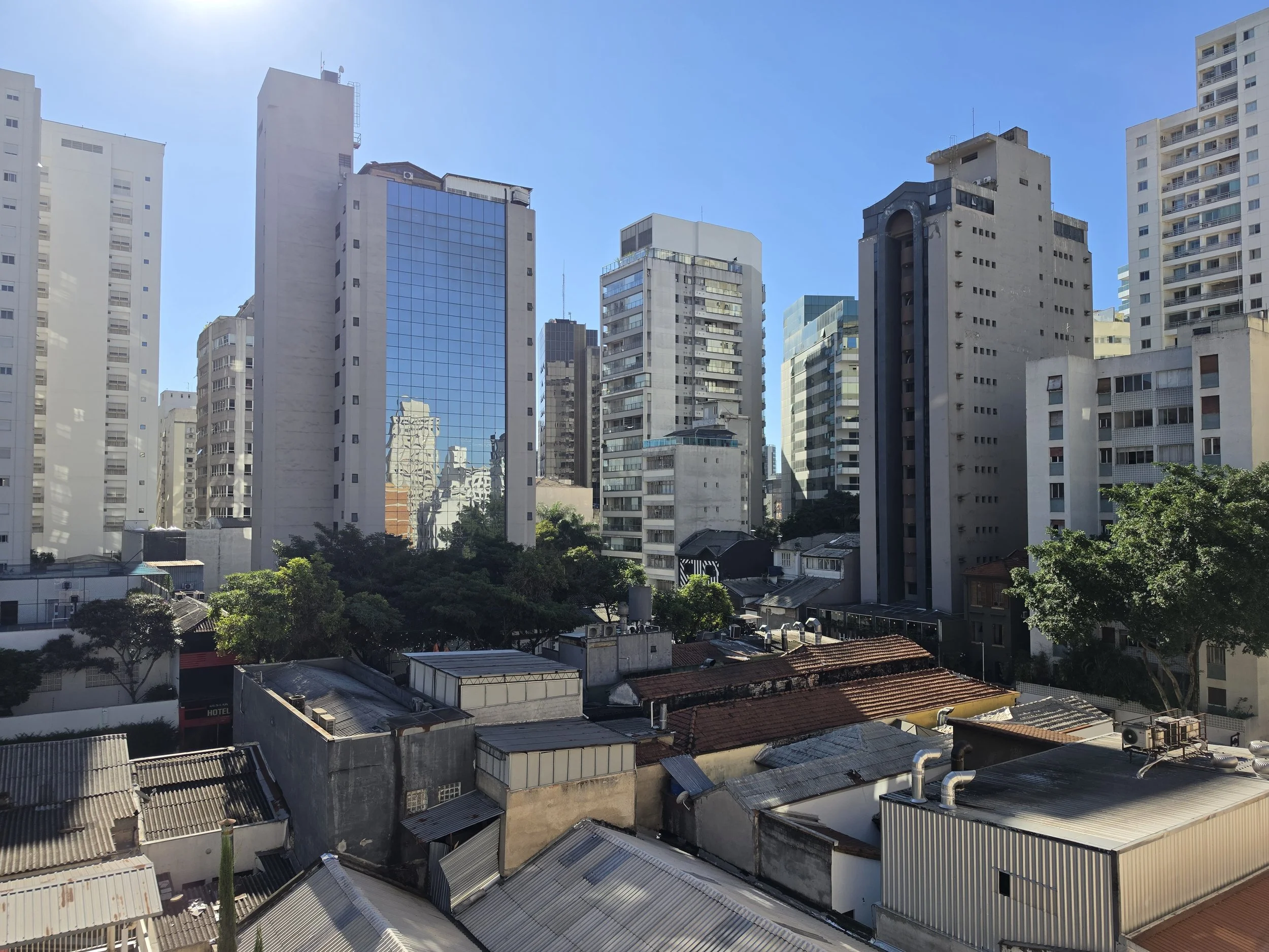 LAR 024_16.jpg