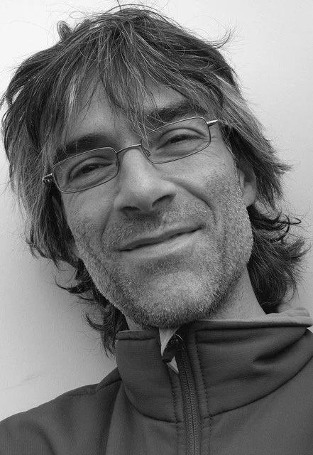 Danys Levasseur is a canadian musician, performer, composer and producer photo in black and white.