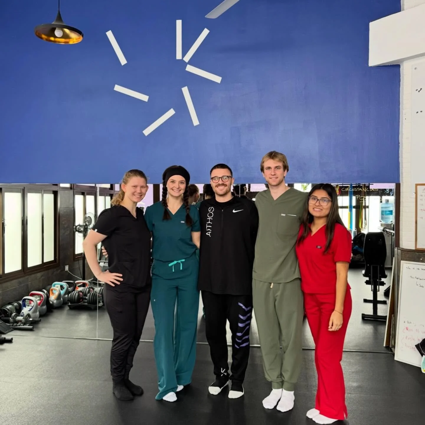 An incredible journey alongside amazing therapists 💚
Thank you for sharing your expertise, passion, and real-world experience with all the Toucan students.
&bull;
&bull;
&bull;
#physicaltherapystudent #physiotherapy #shadowinghours #shadowingabroad 