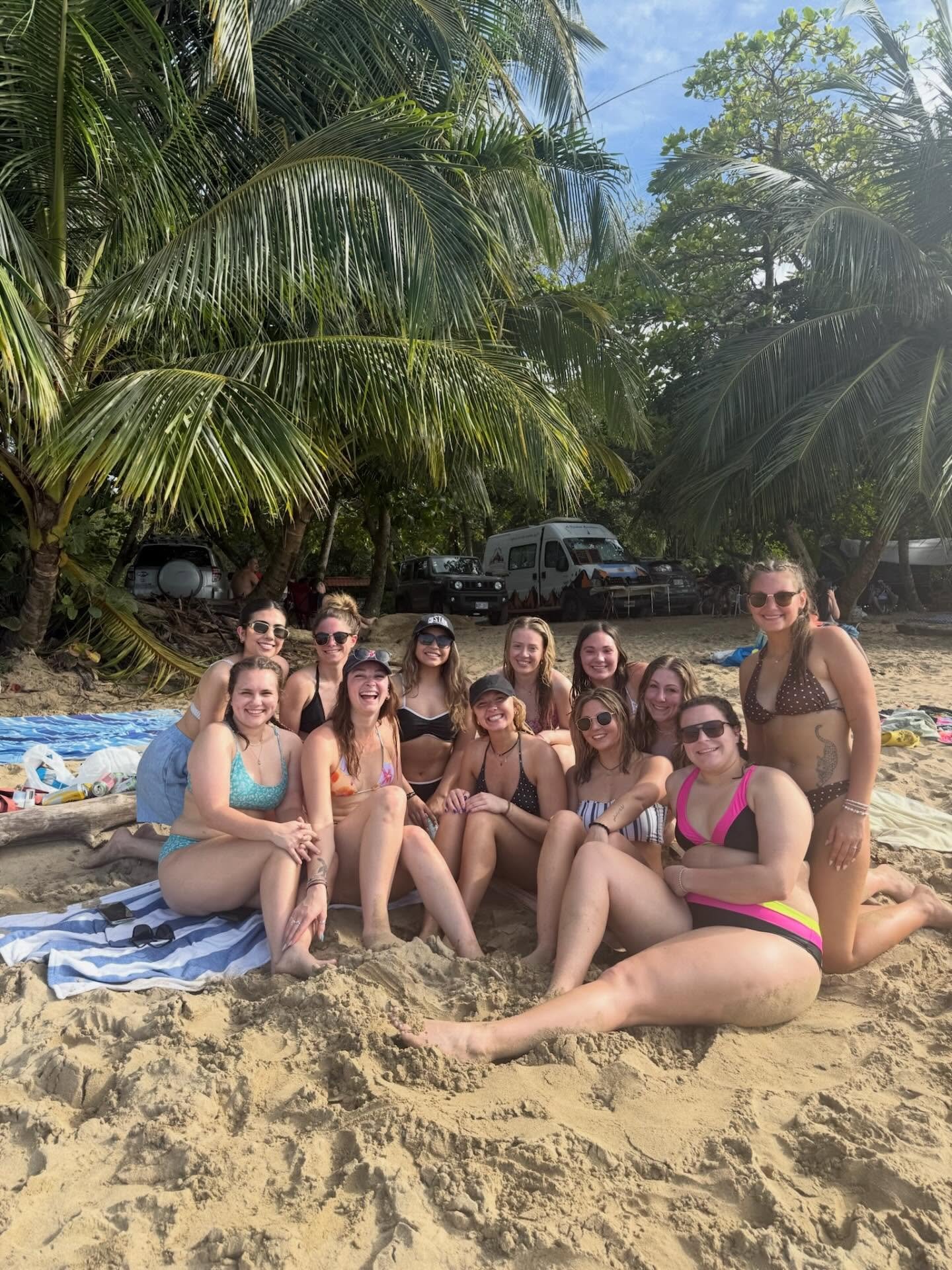 Counting down the days for our Summer Sessions 🌊☀️ beach days loading&hellip;
&bull;
&bull;
&bull;
#studyabroad #studyabroadcostarica #toucanabroad #physicaltherapystudent #prept