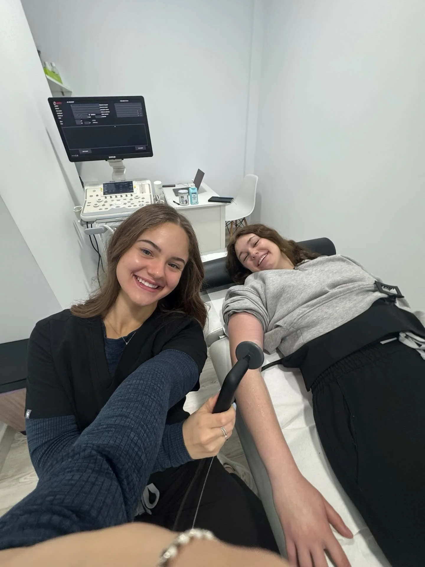 🤝Hands-on learning with your clinical partner &mdash; the best way to build real PT skills. Counting down the days to our summer programs. ☀️