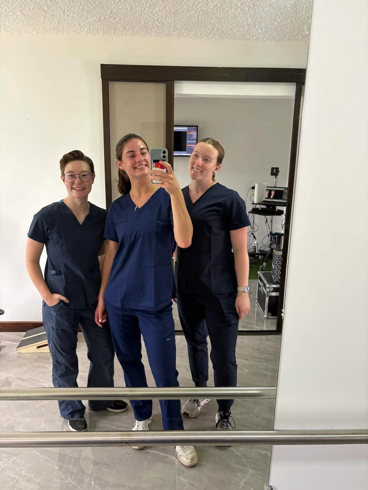 💚PT shadowing mixed with nonstop adventures abroad 🌍✨ One amazing week down, two more to go!
