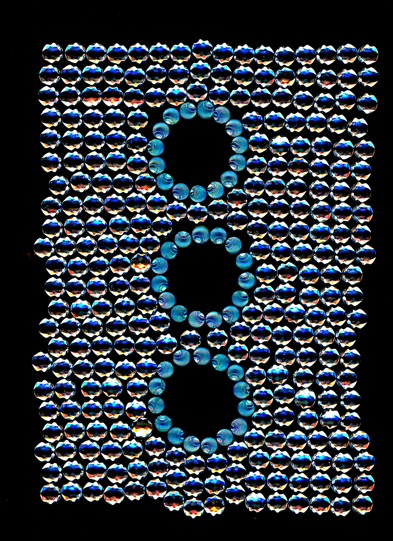 Centre et transmission. / Center and transmission.