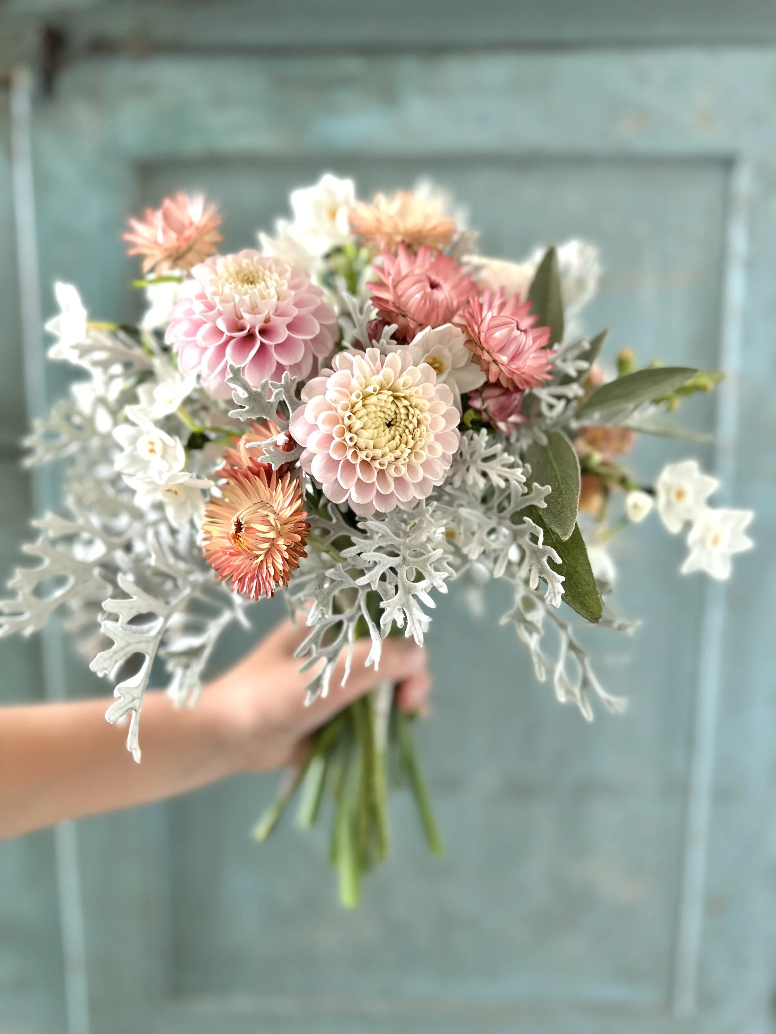 Flower-bouquet-dahlias