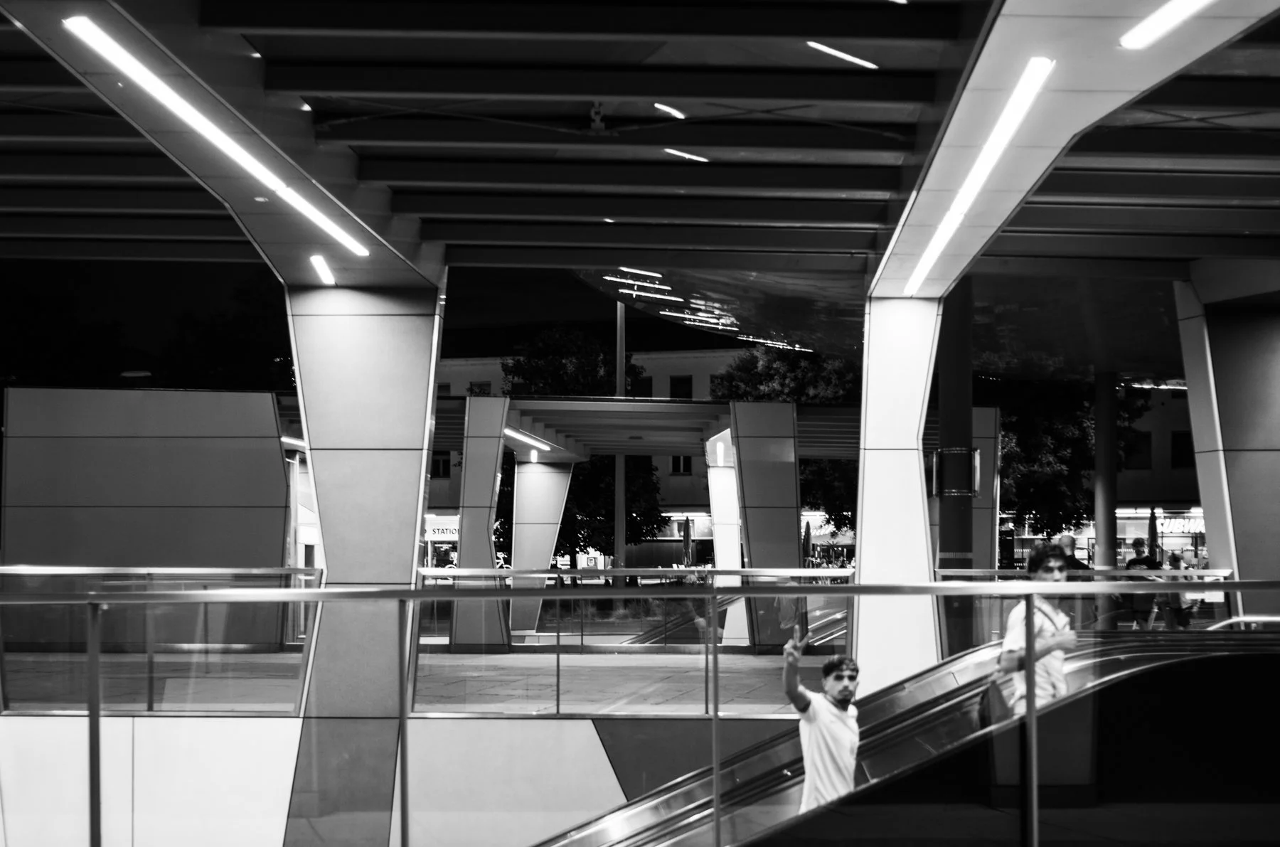 250718-L1002453-URBAN DANCE TWO.jpg