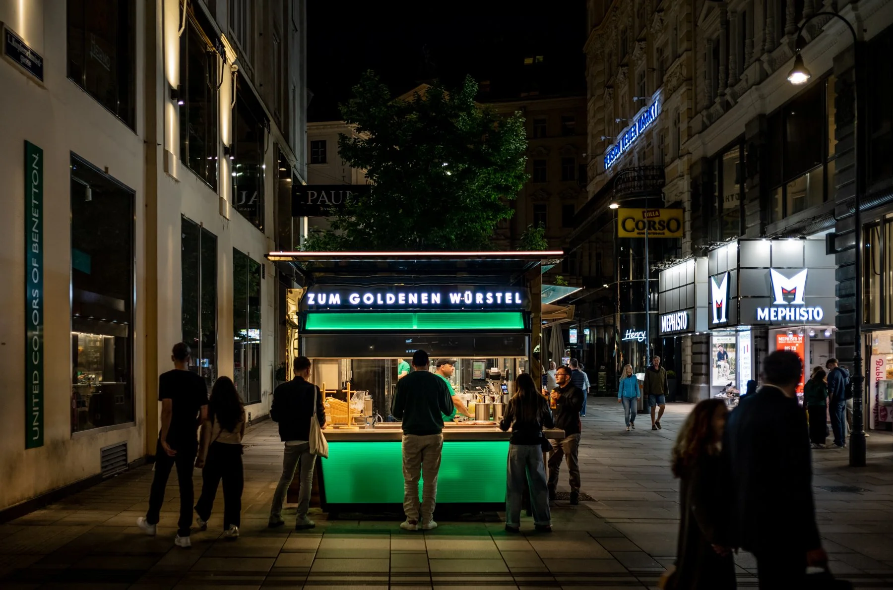 250710-L1002347-ZUM GOLDENEN WURSTEL.jpg