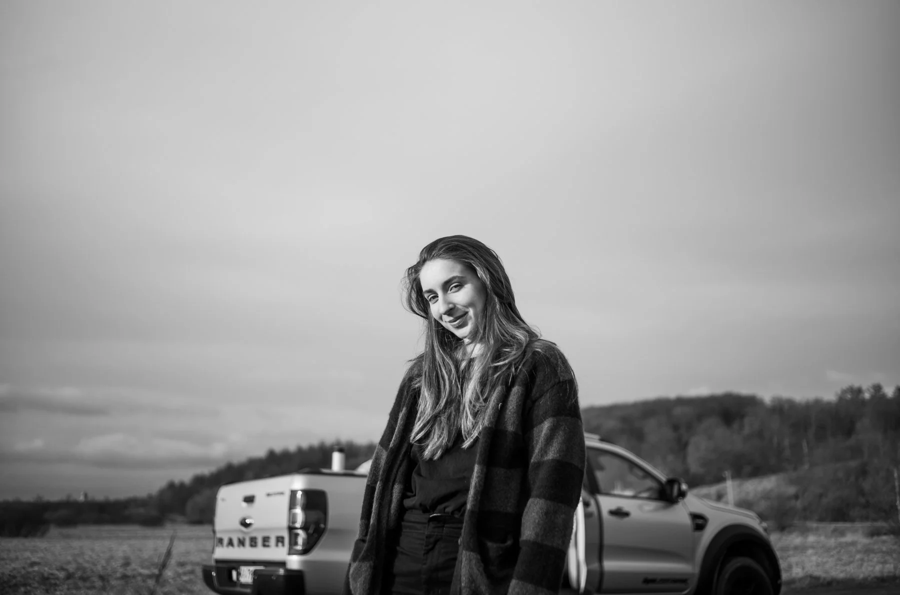 230414-L1003614-JUST HAPPY.jpg