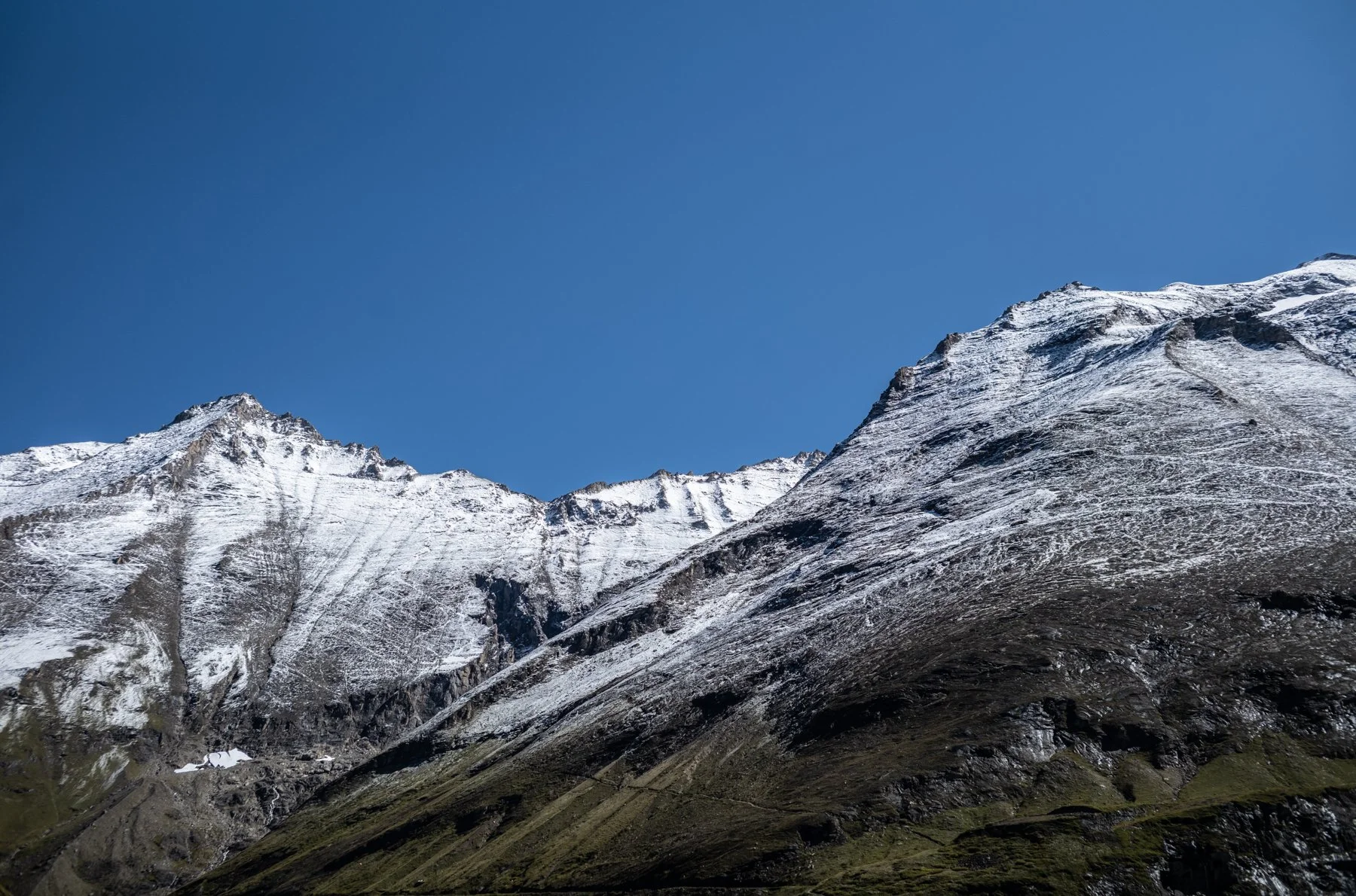 250906-L1002927-KAPRUN SKYLINE THREE.jpg