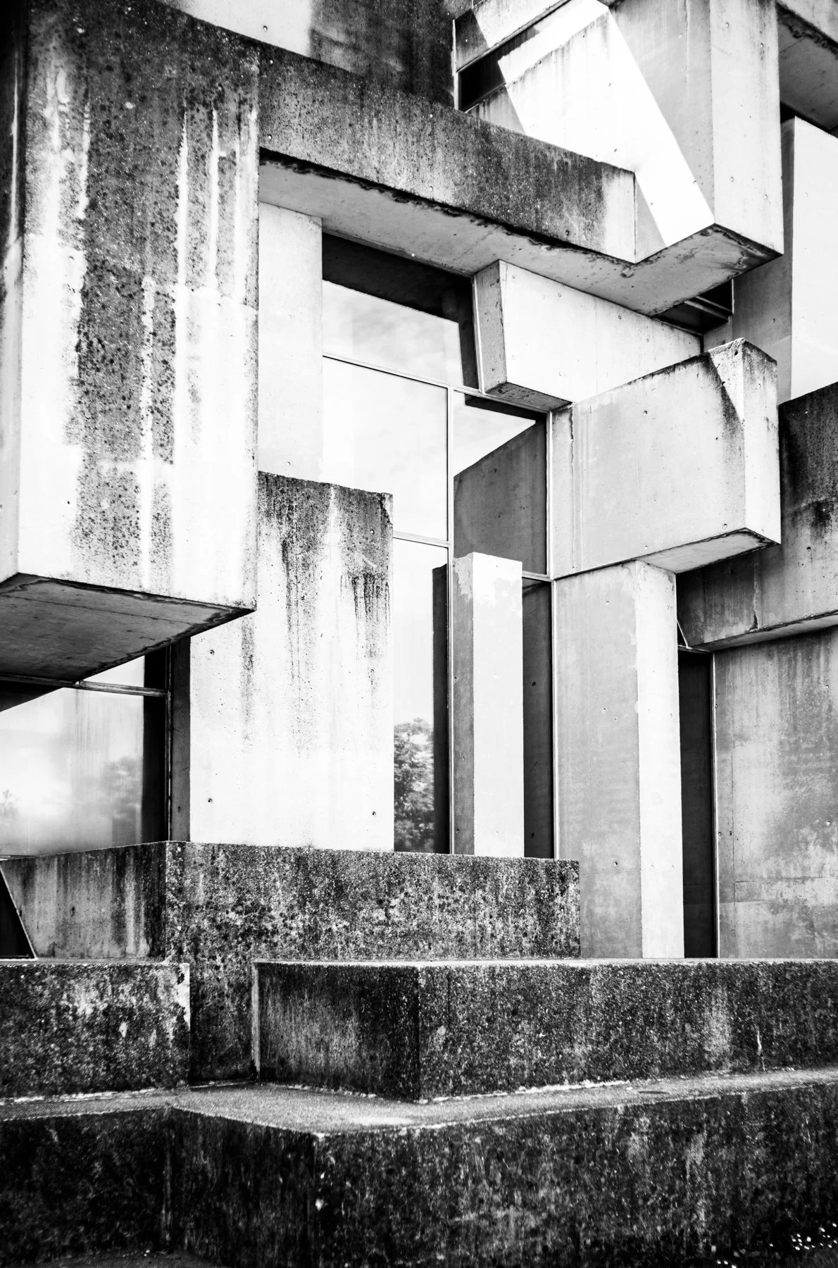 250601-L1002082-STONE METAPHOR SEVENTEEN.jpg