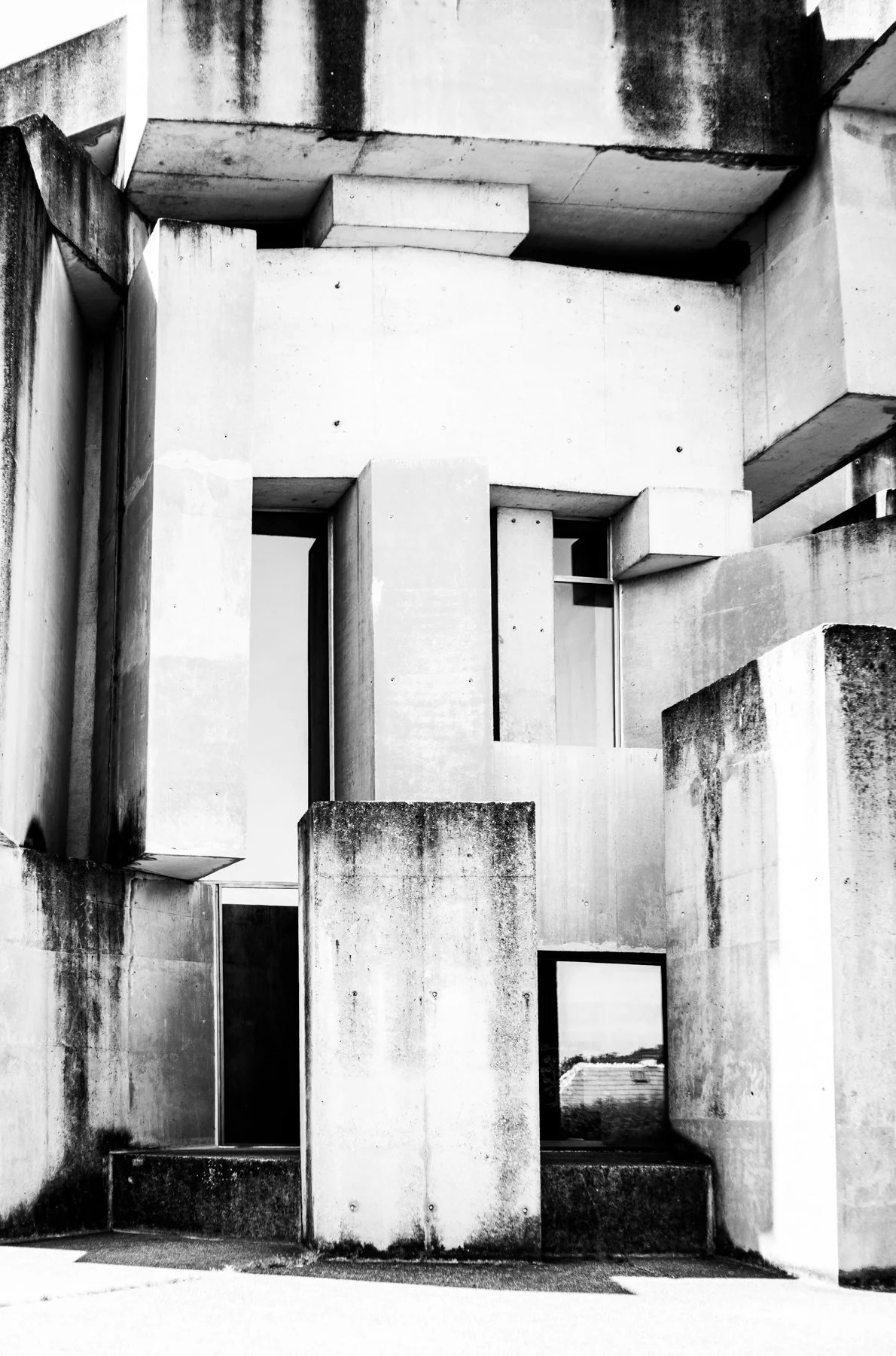 250601-L1002084-STONE METAPHOR EIGHTEEN.jpg