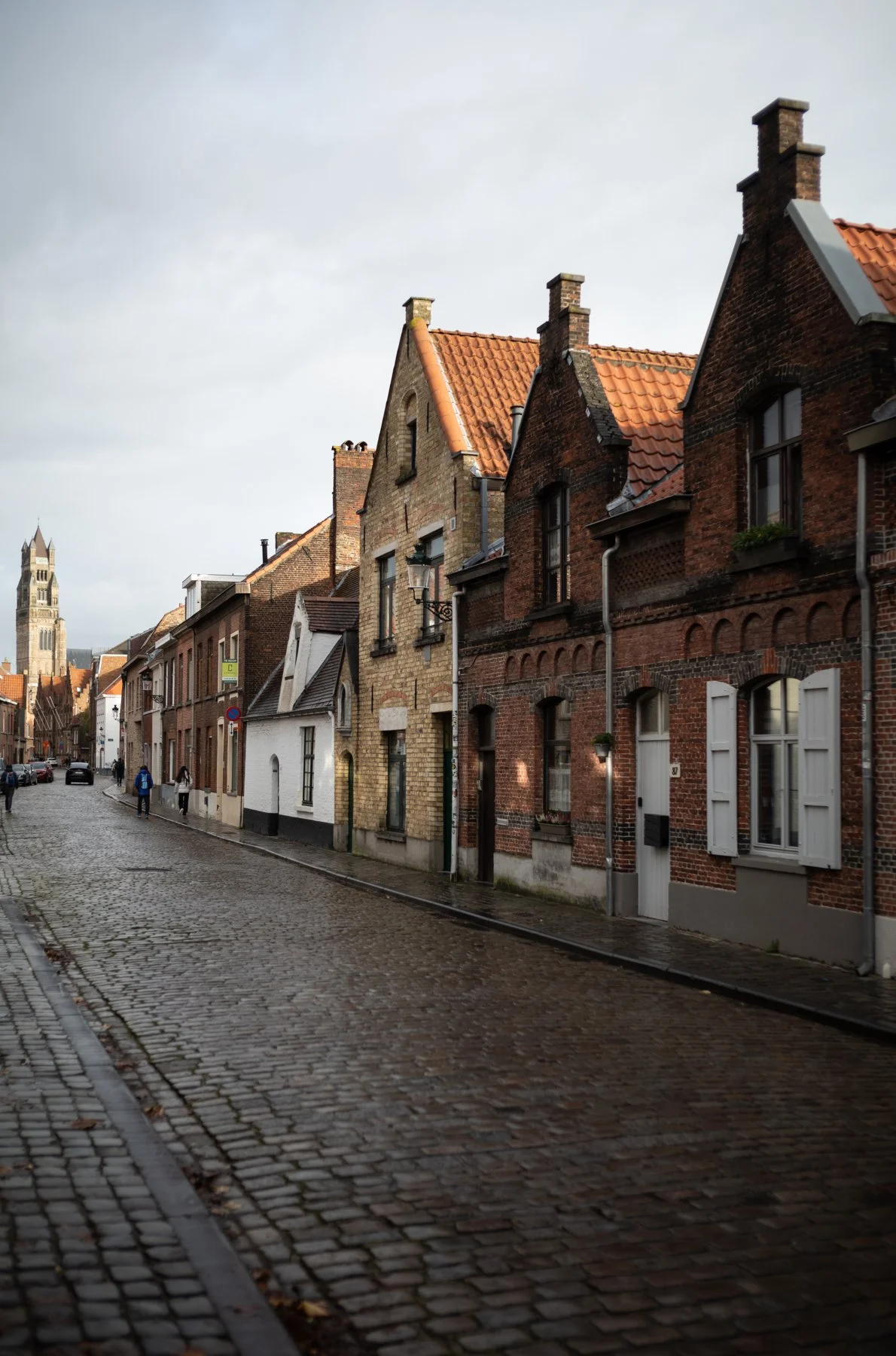 BRUGGE ALMOST SLEEPING