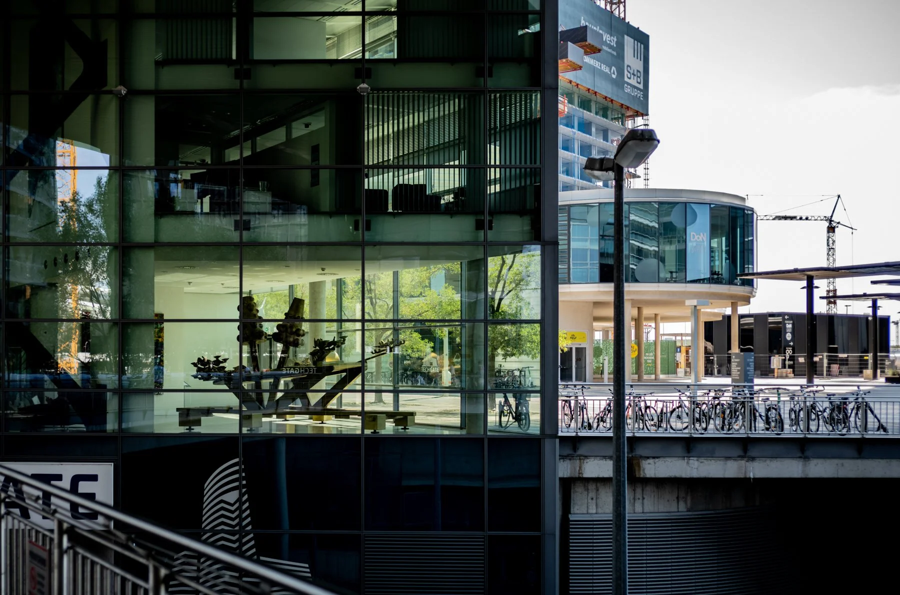 240813-L1008170-VIENNA XXI THREE.jpg