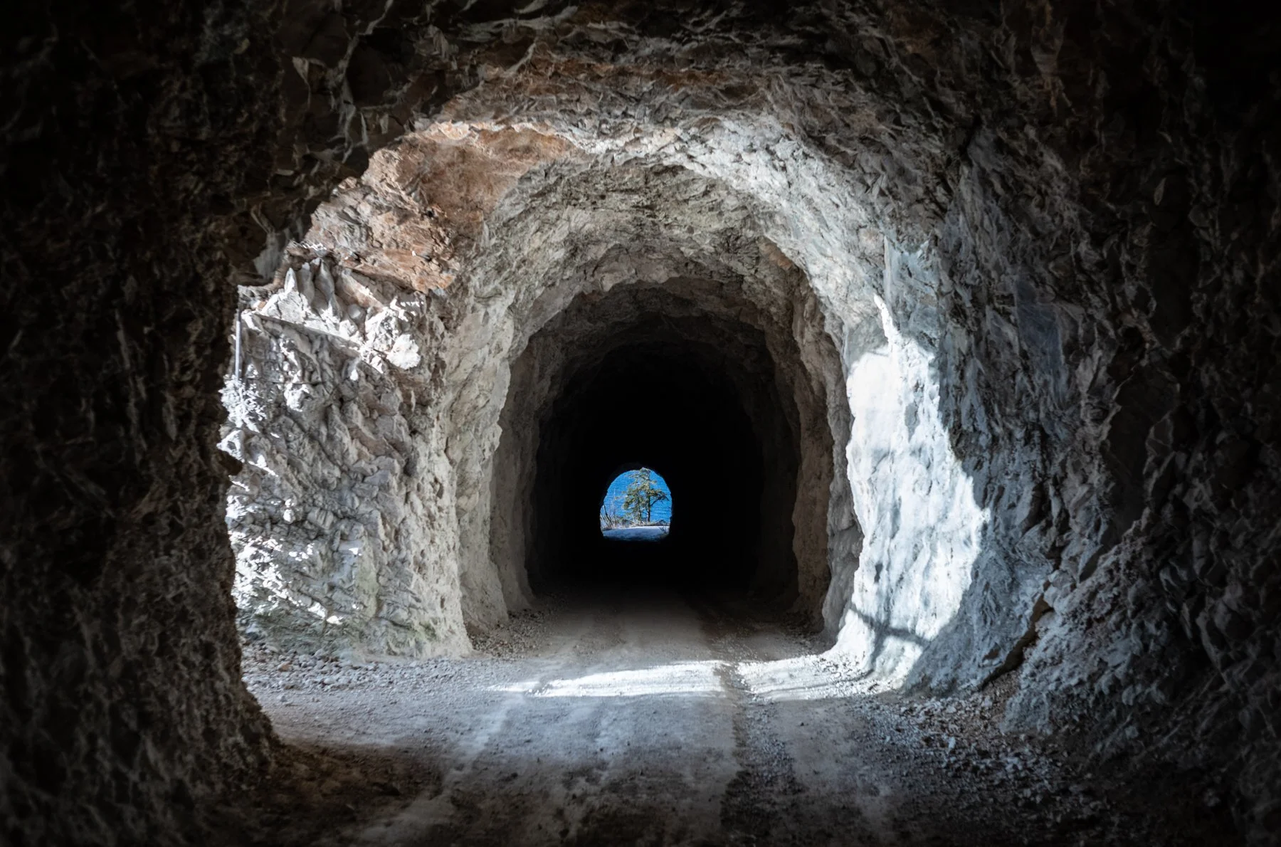 241221-L1001048-UNDER TRAUNSTEIN.jpg