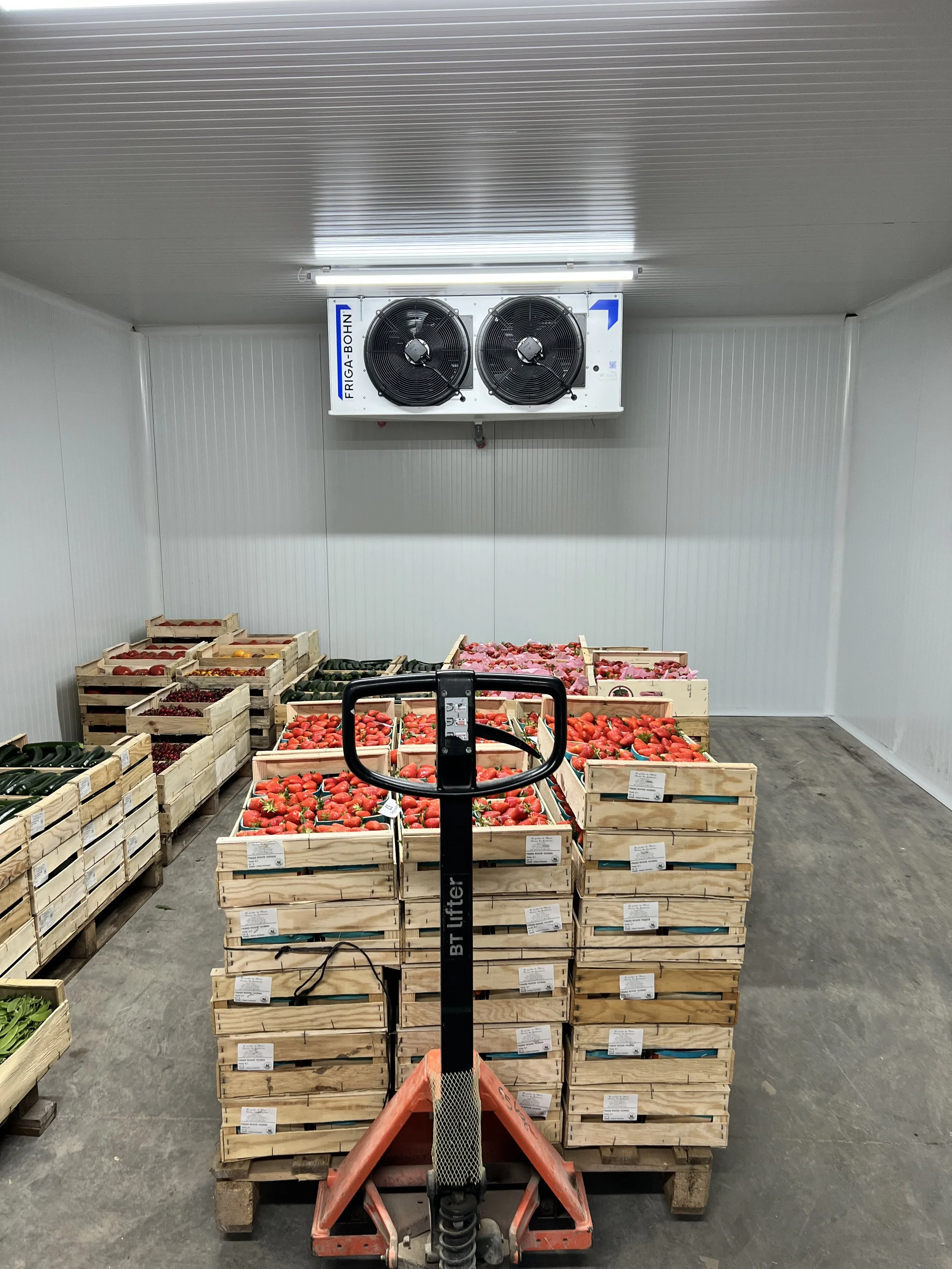 Installation d’une chambre froide positive pour un paysans à Pernes les Fontaines