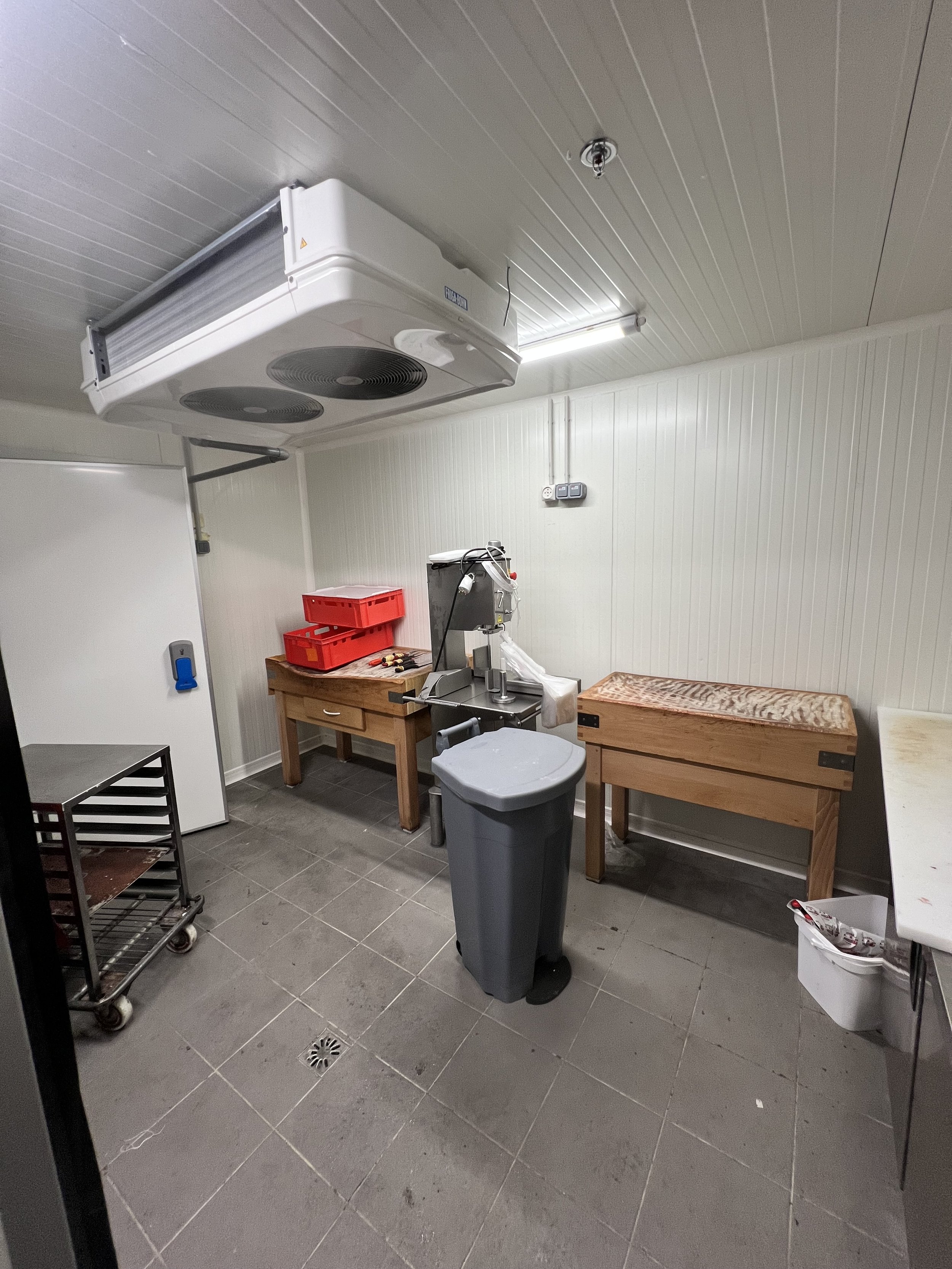 INSTALLATION DE CLIMATISATION ET CHAMBRE FROIDE