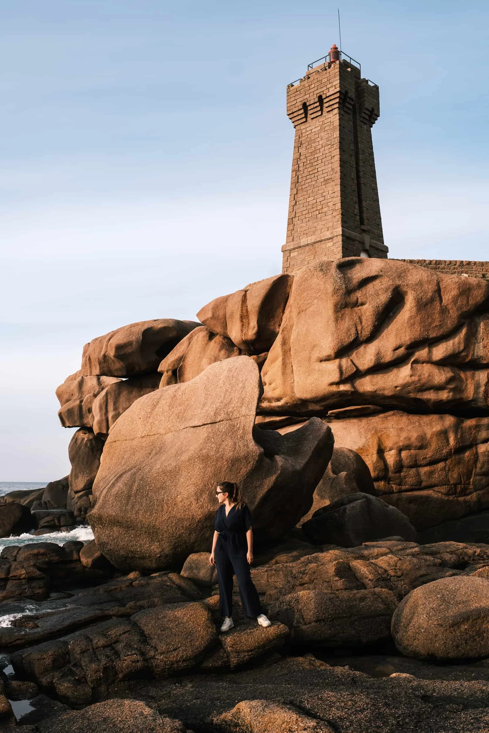 granit-rose-phare-Ploumanac'h.jpg