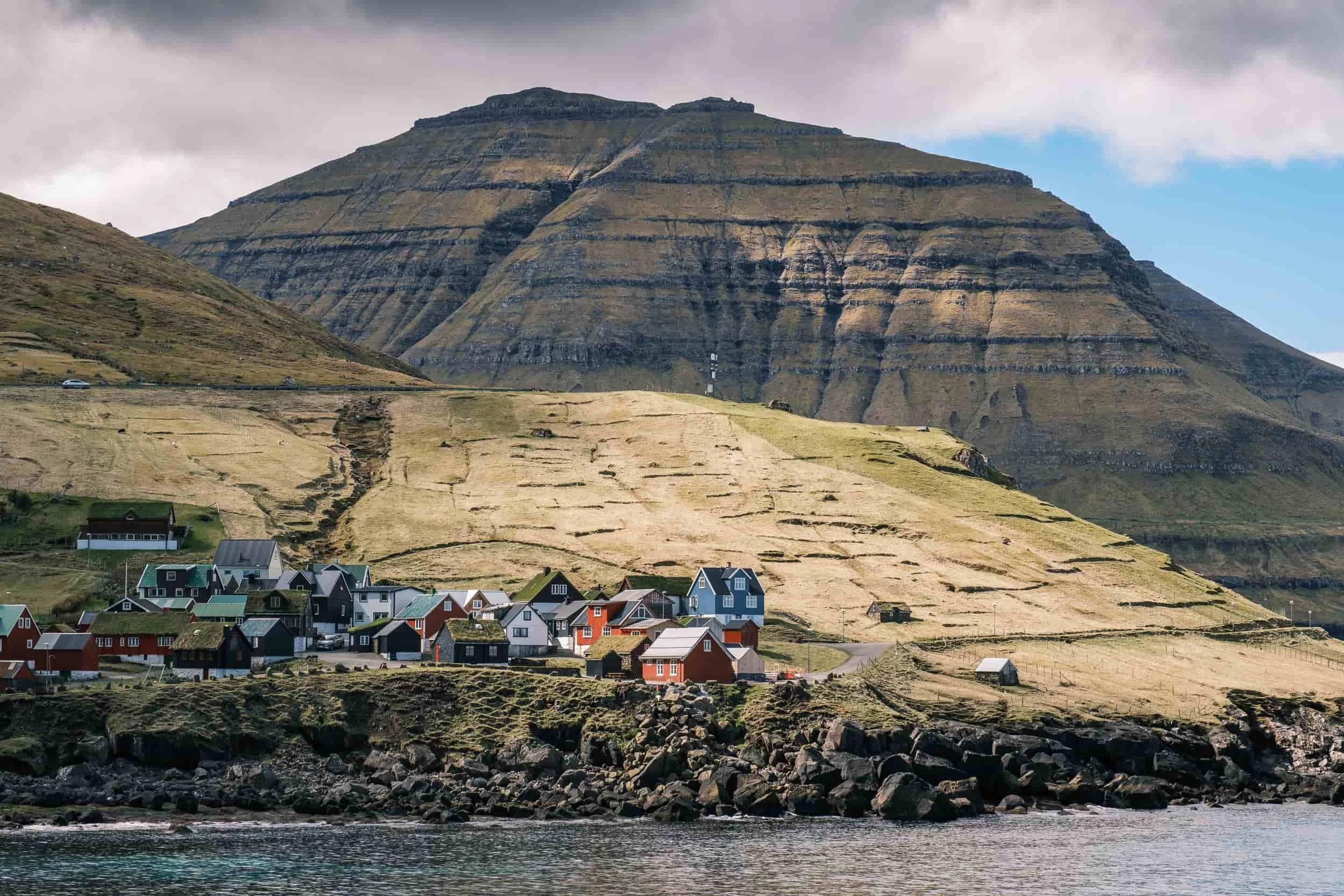 Isolated fishermen's huts: promoting coastal heritage and wildlife.