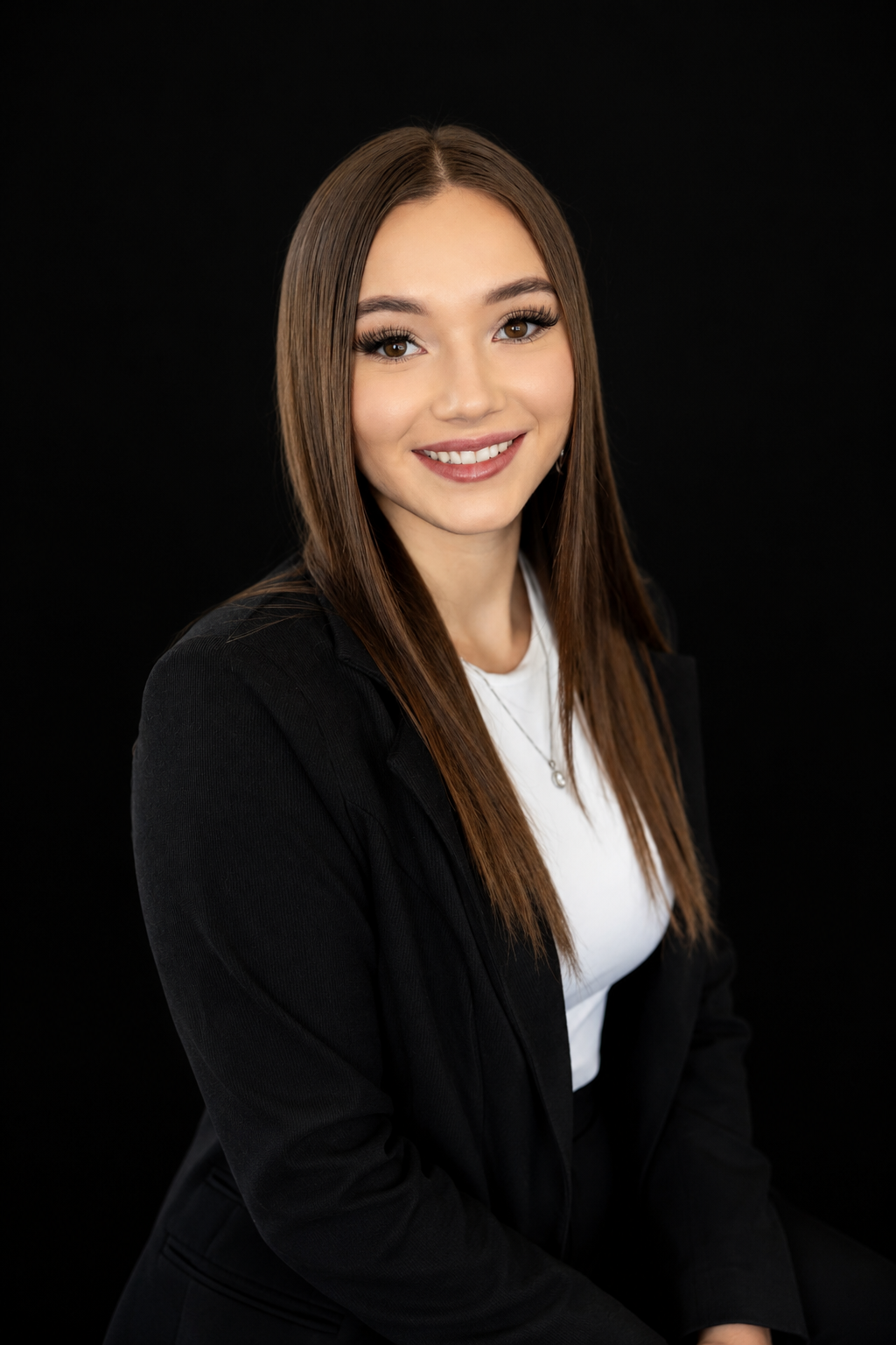 ANIELLA WAWRZYNIECKI - BROKER ASSOCIATE