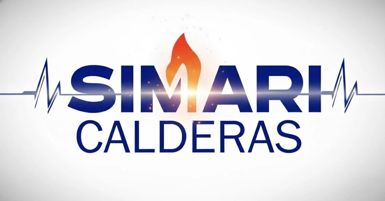 Logotipo con palabras 'SIMARM CALDERAS', una llama en medio y una línea de electrocardiograma al fondo