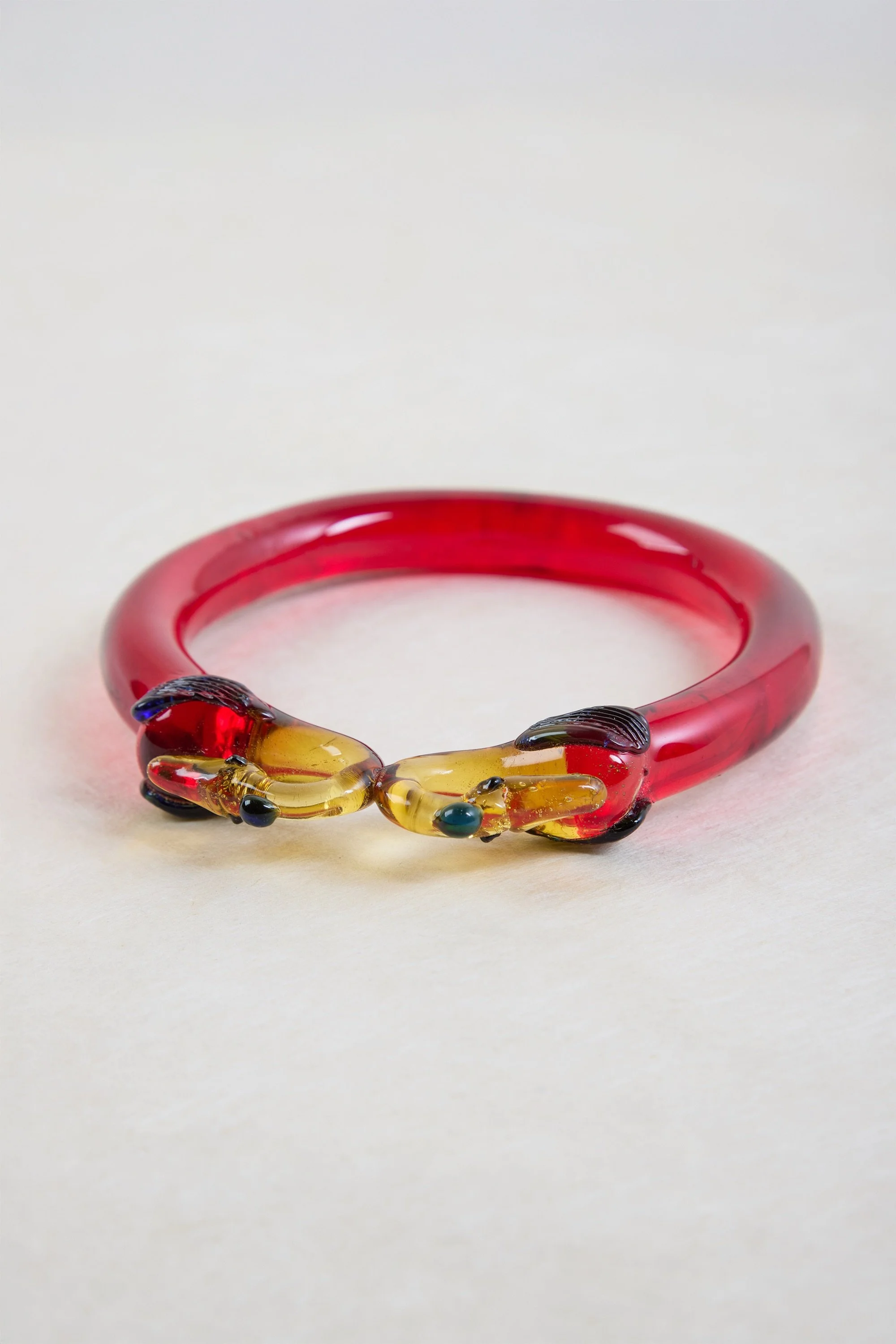 Peacock straw yellow and ruby