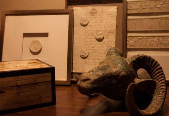 Studio Hess designs embracing timeless, carefully curated objects to reflect the style of each individual client and home.