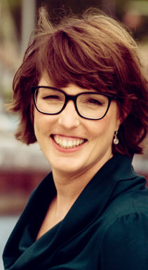 Fachlektorin Julia Fieweger für Reiseliteratur und Biografien