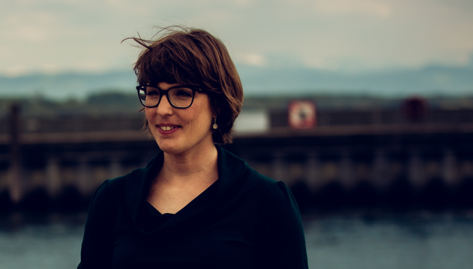 Fachlektorin Julia Fieweger für Reiseliteratur und Biografien