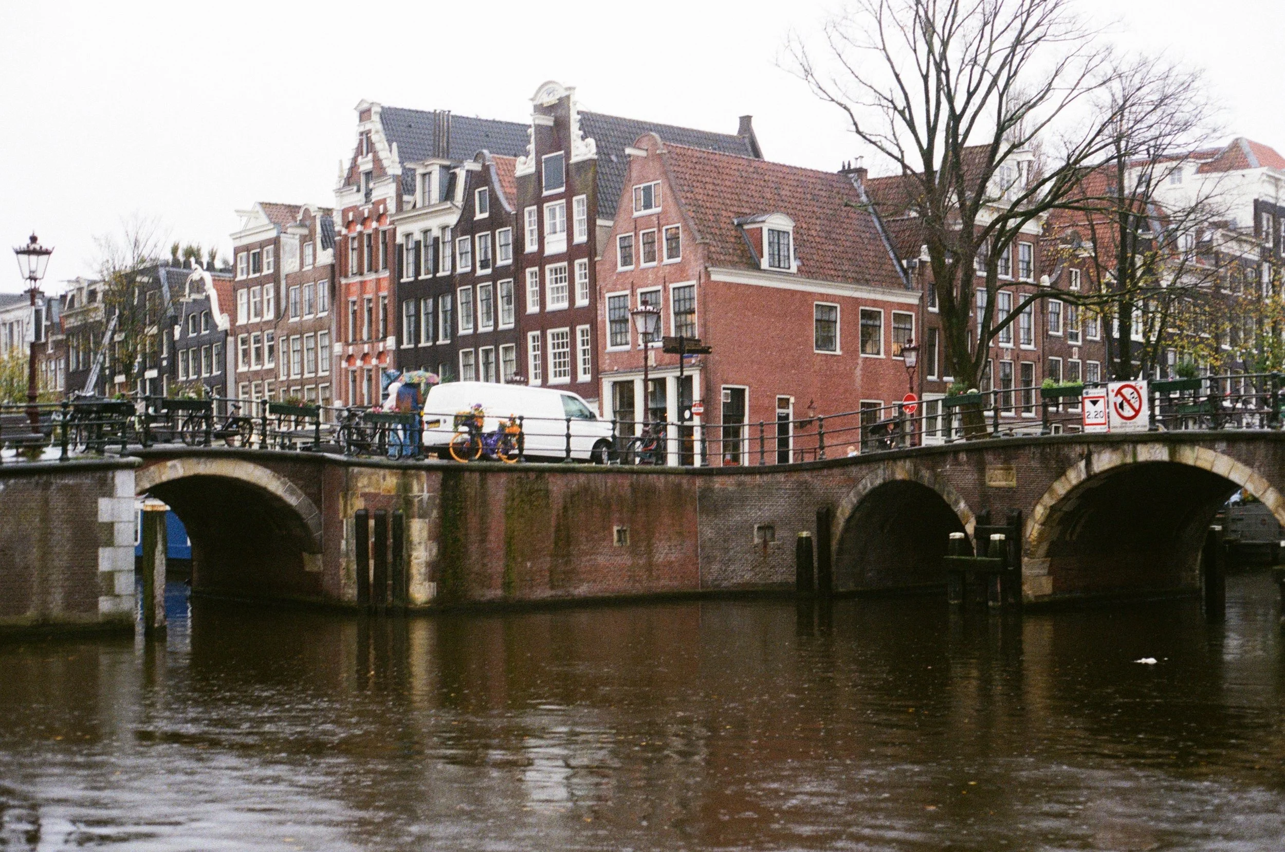 794043020027 (1).jpg